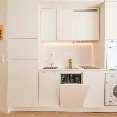 Apartment Rouge In The Heart Lisbon